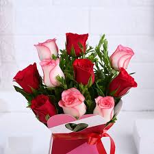 Chic rose birthday box