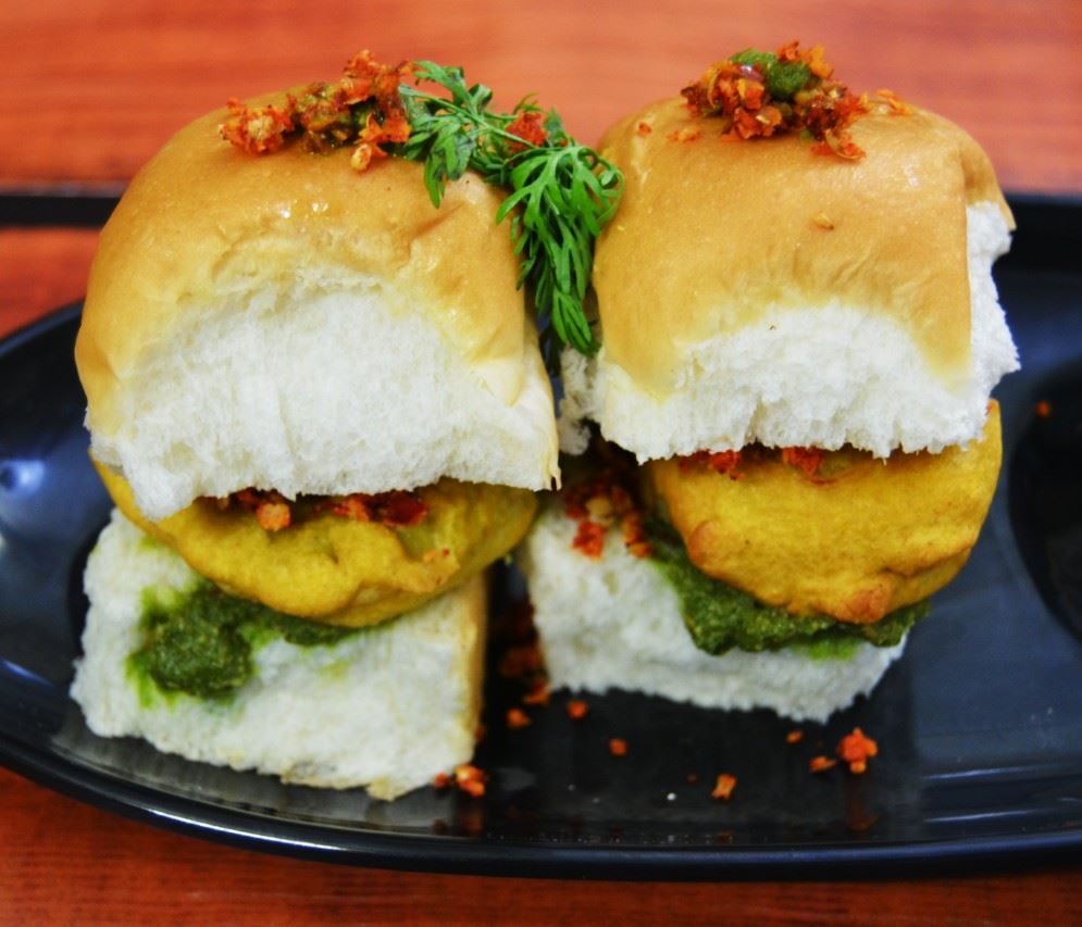 BOMBAY VADA PAV