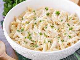 White Sauce Cheese Pasta