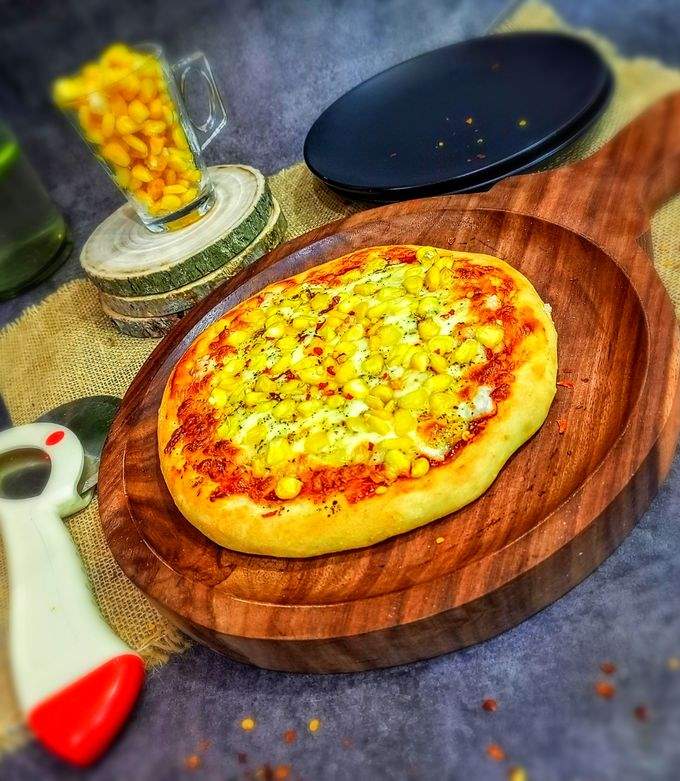 Golden Corn Pizza