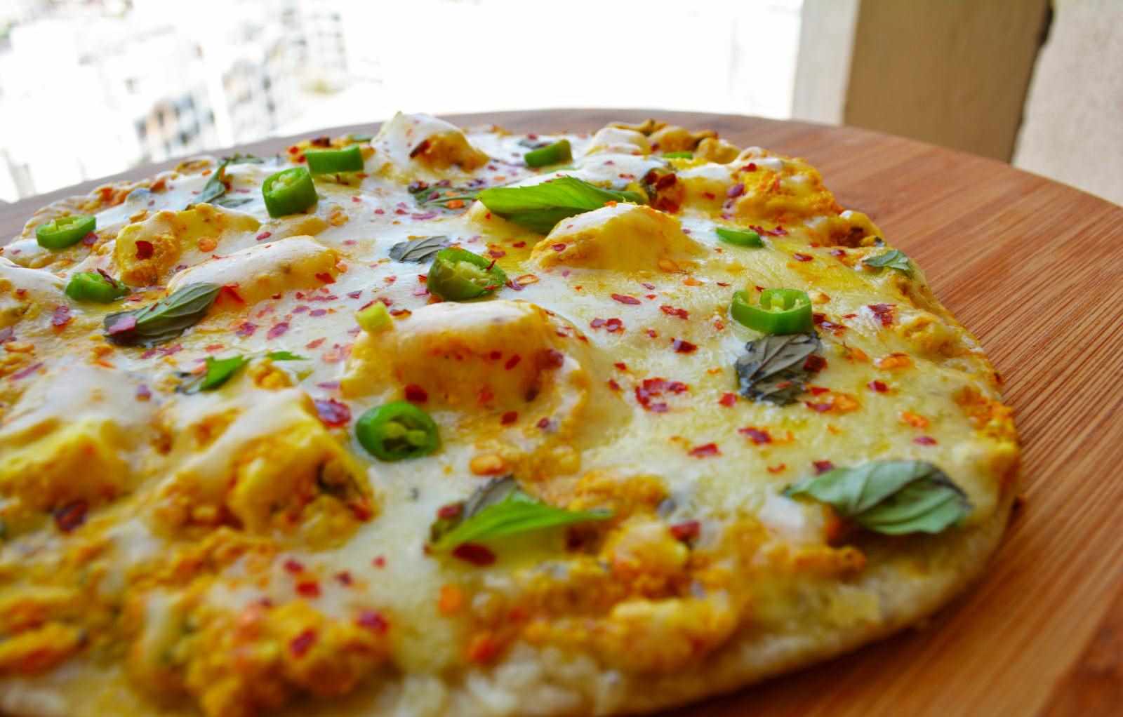 Tandoori Paneer Tikka Pizza